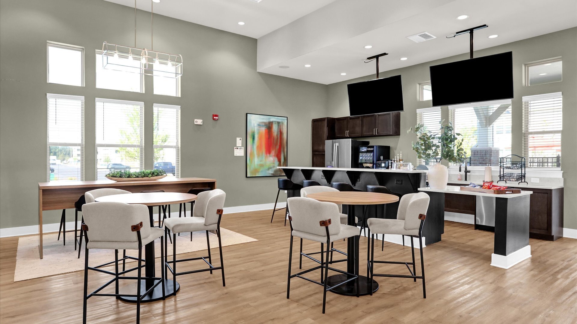 Springs at Colonial Clubhouse Interior (3)