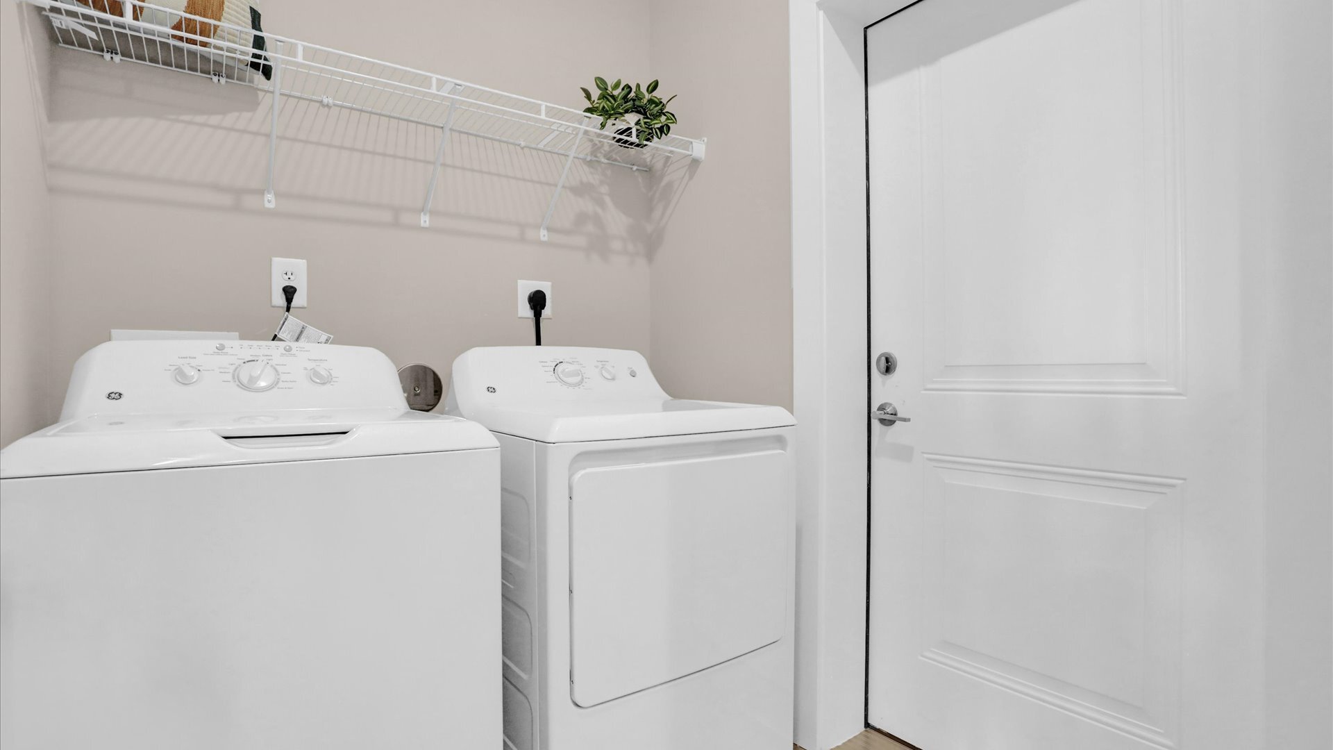 Springs at Colonial Laundry