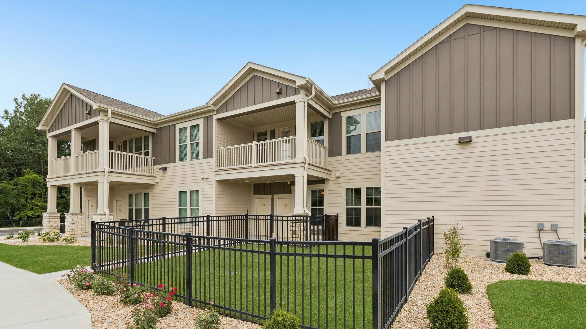 Springs at Lockport Exterior (8)