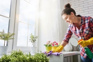 Tips-Tricks-Apartment-Spring-Cleaning.jpg