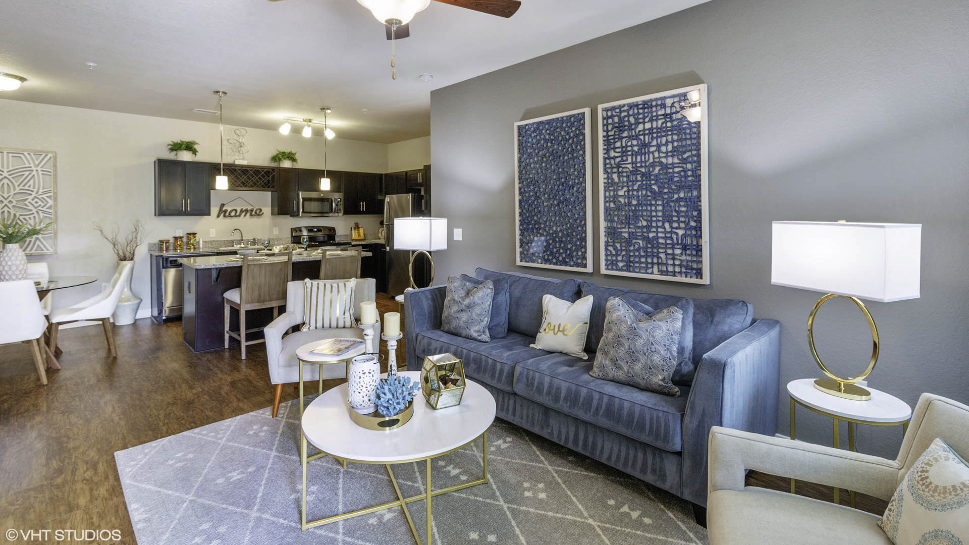 Springs at Posner Park living room and kitchen