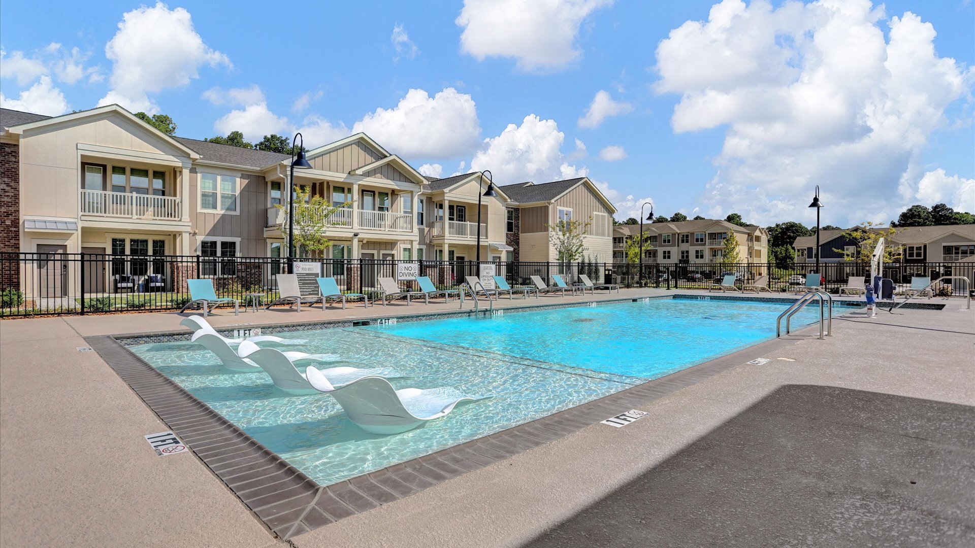 Springs at Colonial Pool (2)