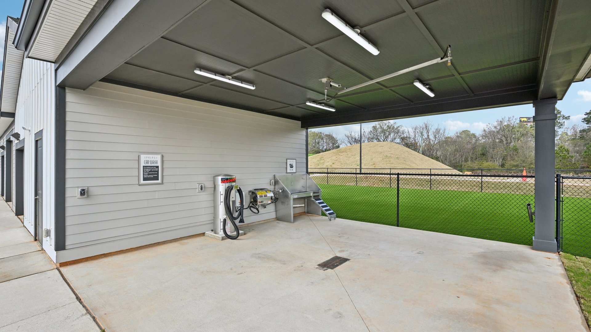 Car Wash and Pet Spa at Springs at Locust Grove.