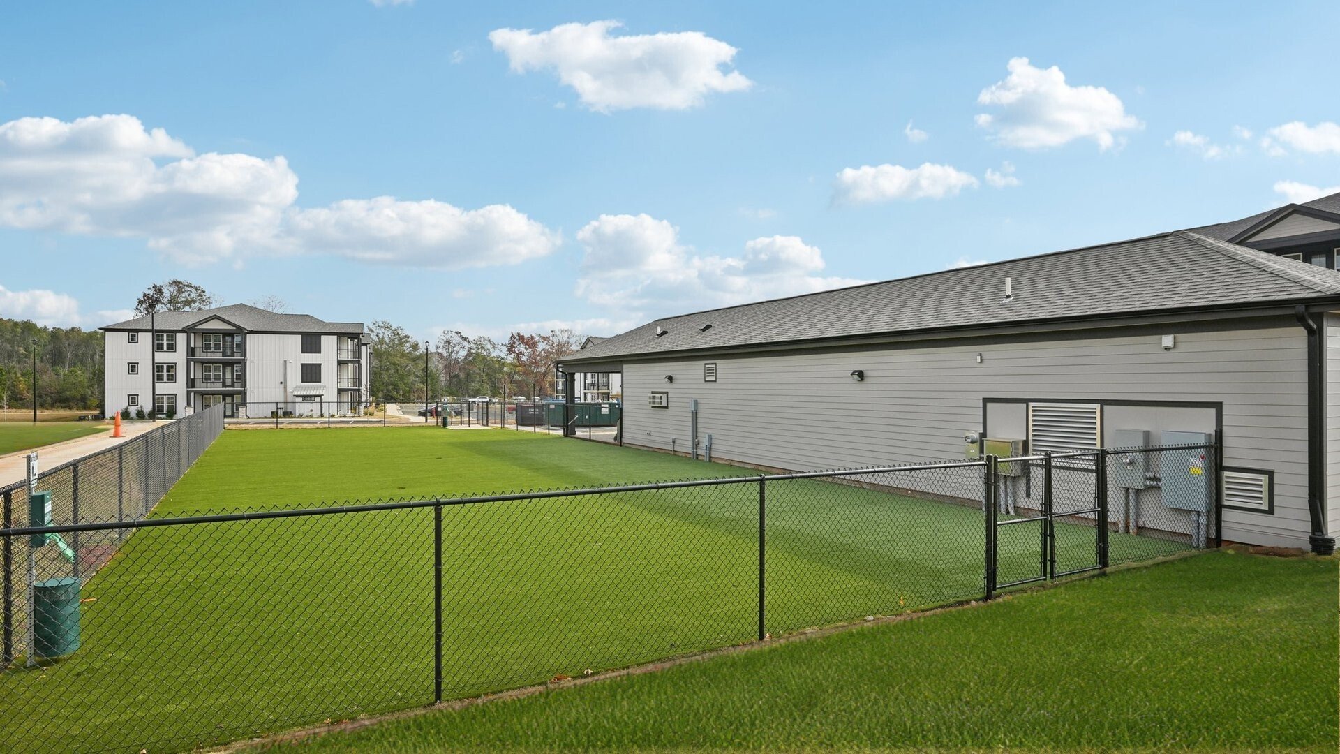 e5cff775-d763-4fb5-bf95-8997e1ce566b e5cff775-d763-4fb5-bf95-8997e1ce566b