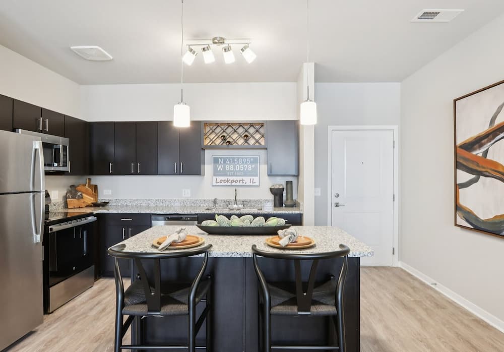 9-custom-W. Springs Circle-S0412-006 (1) (1)