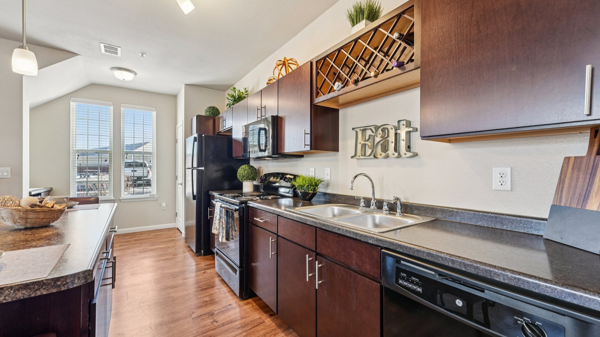 Springs at Apple Valley Kitchen (1)