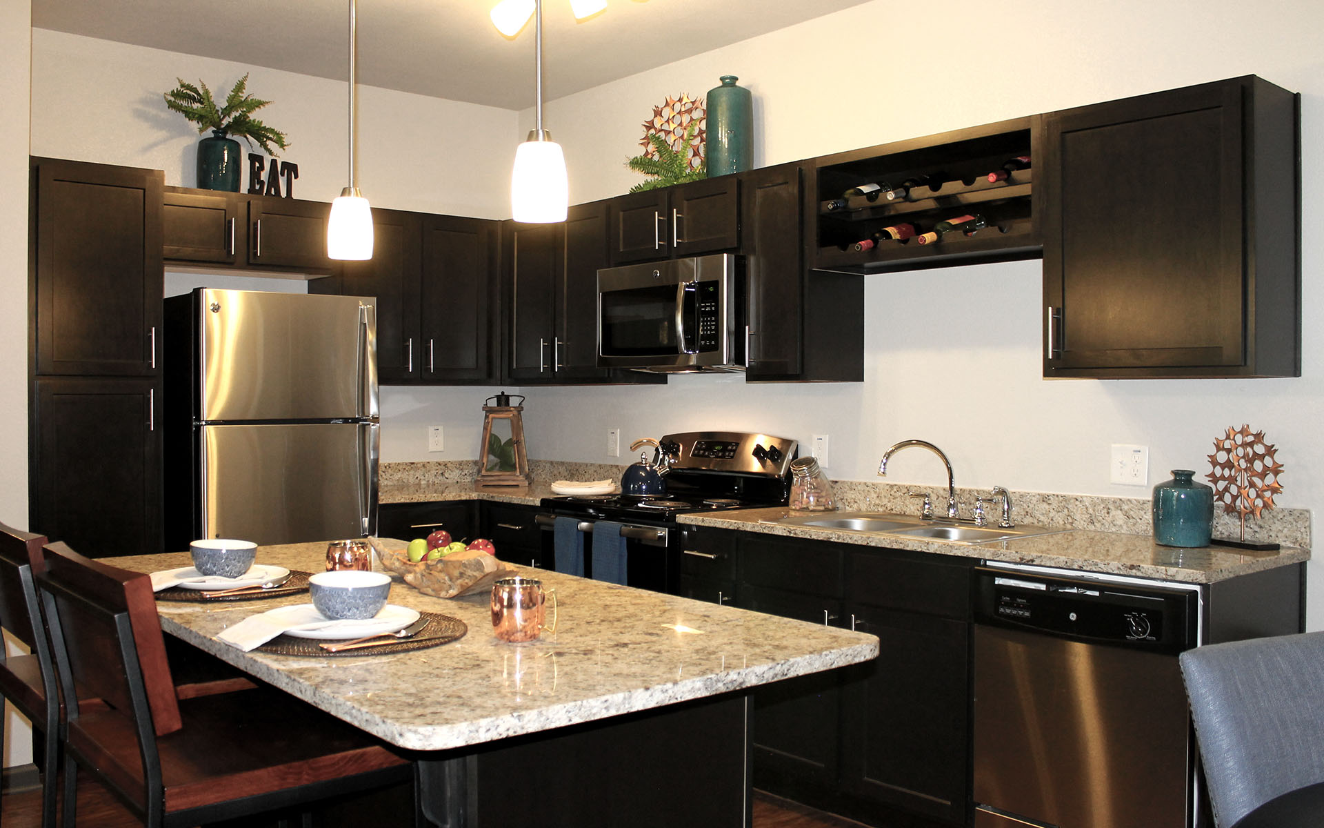 Springs at Lakeline kitchen with granite countertops - Austin, TX