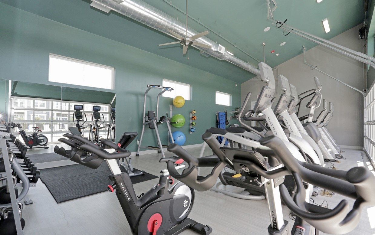 South Elgin, IL Luxury Apartments for Rent Springs at South Elgin