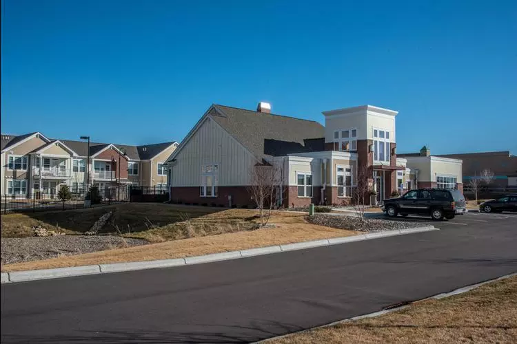 Apple Valley Apartments & Townhomes near Minnesota Zoo and Minneapolis