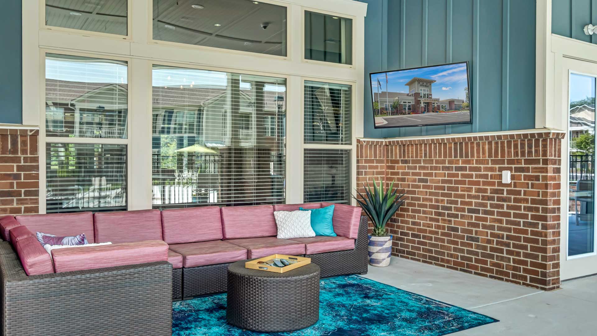 Outdoor Lounge at Springs at La Grange Apartments in East Louisville, KY