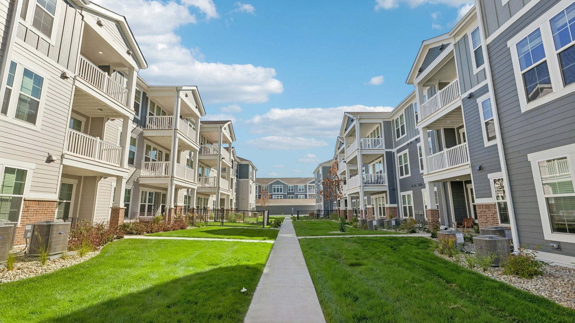 Springs at Lake Cook Crossing Exterior (18)