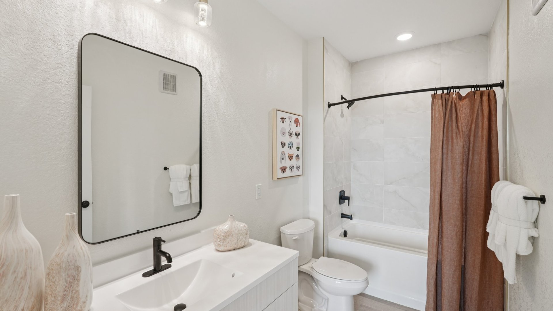 The Centro Bathroom (1)